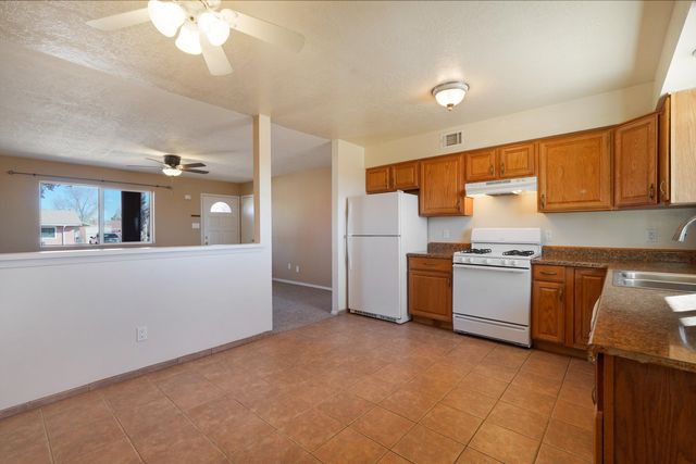 1619 Mary Ann Street, Moriarty, NM 87035