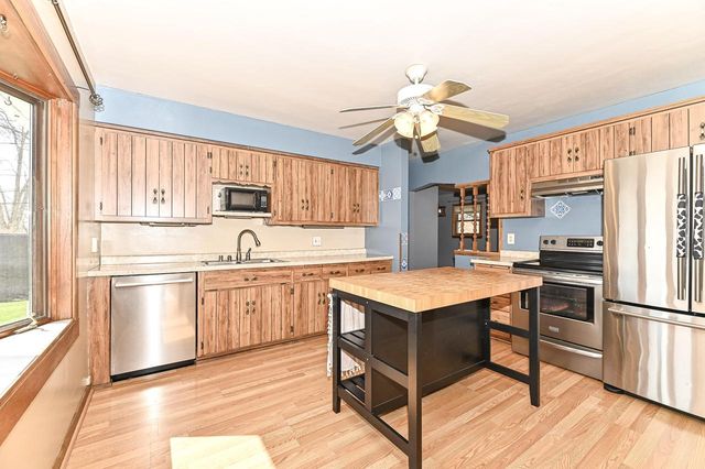 3423 E Whittaker AVENUE, Cudahy, WI 53110