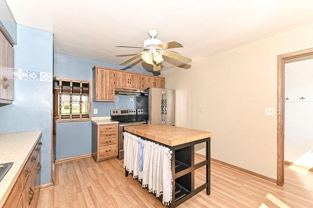3423 E Whittaker AVENUE, Cudahy, WI 53110