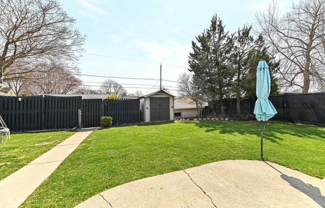 3423 E Whittaker AVENUE, Cudahy, WI 53110