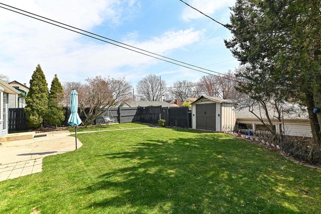3423 E Whittaker AVENUE, Cudahy, WI 53110
