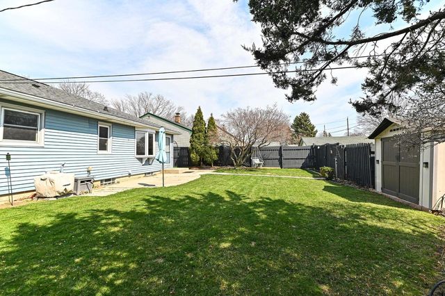 3423 E Whittaker AVENUE, Cudahy, WI 53110