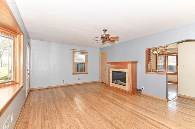 3423 E Whittaker AVENUE, Cudahy, WI 53110