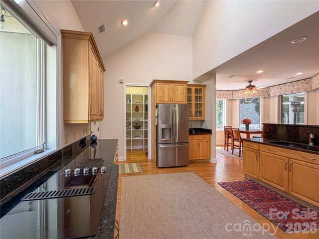 556 Quail Ridge Boulevard, Lake Lure, NC 28746