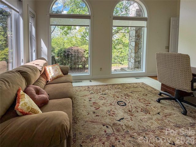 556 Quail Ridge Boulevard, Lake Lure, NC 28746