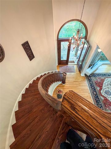 556 Quail Ridge Boulevard, Lake Lure, NC 28746