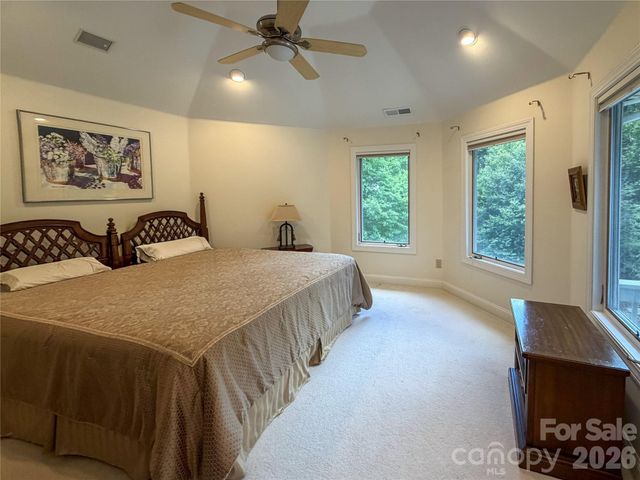 556 Quail Ridge Boulevard, Lake Lure, NC 28746