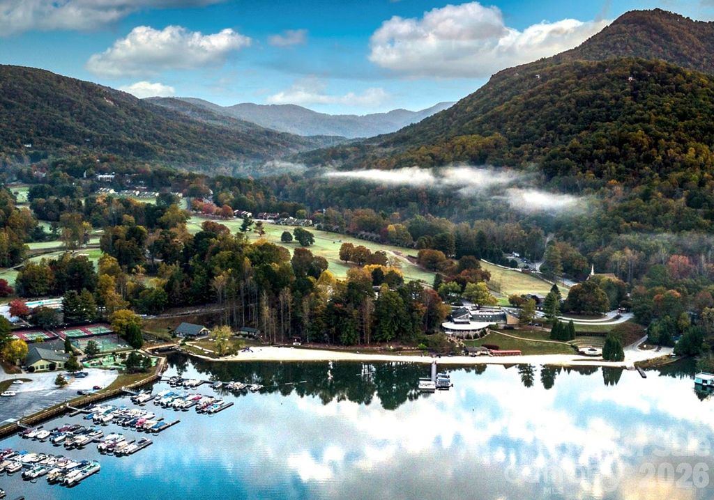 556 Quail Ridge Boulevard, Lake Lure, NC 28746