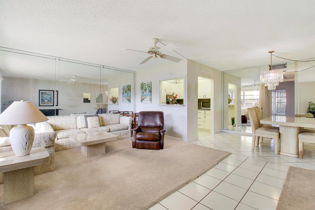 13 Mansfield A A, Boca Raton, FL 33434