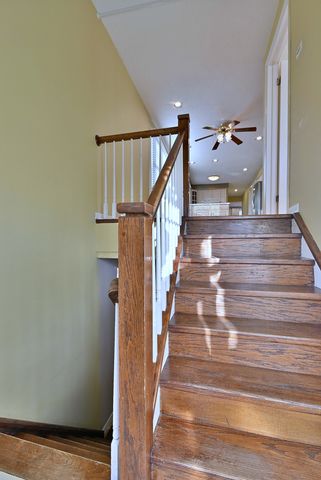 6513 N NEVA Avenue, Chicago, IL 60631