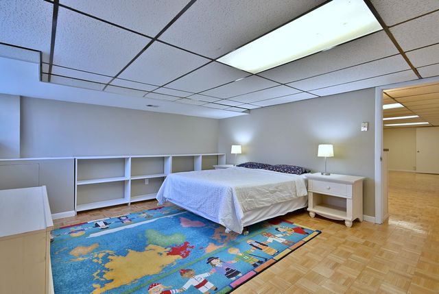 6513 N NEVA Avenue, Chicago, IL 60631