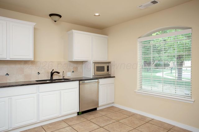 8403 Irvington Court, Amarillo, TX 79119