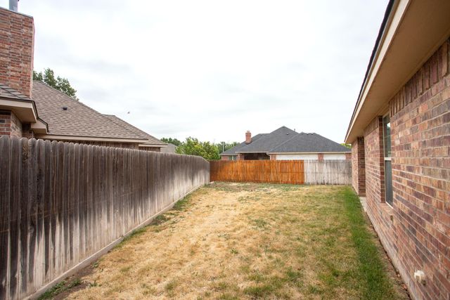 8403 Irvington Court, Amarillo, TX 79119