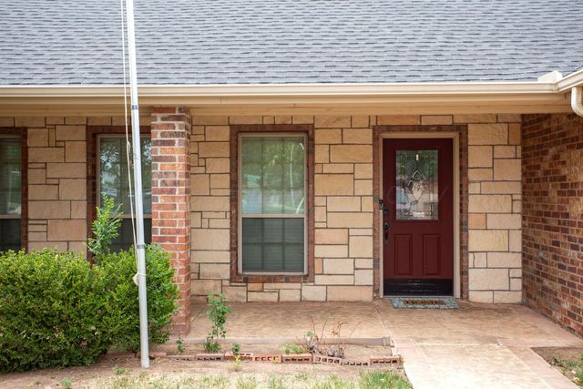8403 Irvington Court, Amarillo, TX 79119