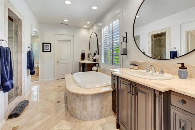 15 Julia Street, Ladera Ranch, CA 92694