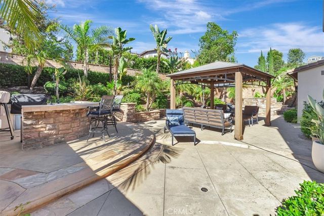15 Julia Street, Ladera Ranch, CA 92694