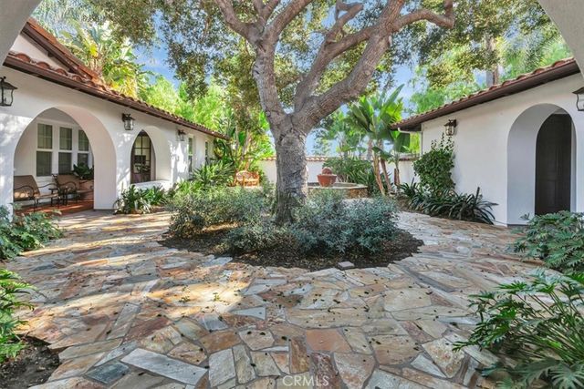 15 Julia Street, Ladera Ranch, CA 92694