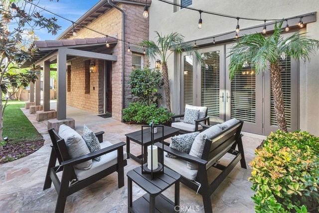 15 Julia Street, Ladera Ranch, CA 92694