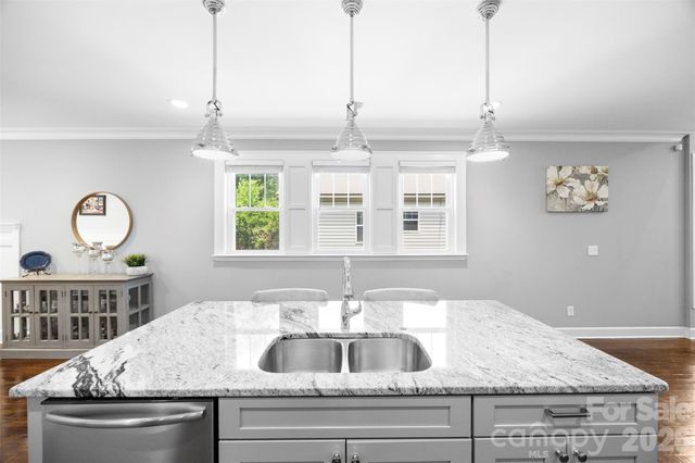 1823 Allen Street, Charlotte, NC 28205