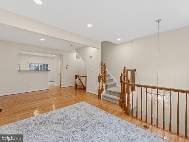 12212 DENSMORE CT, Woodbridge, VA 22192