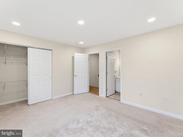 12212 DENSMORE CT, Woodbridge, VA 22192