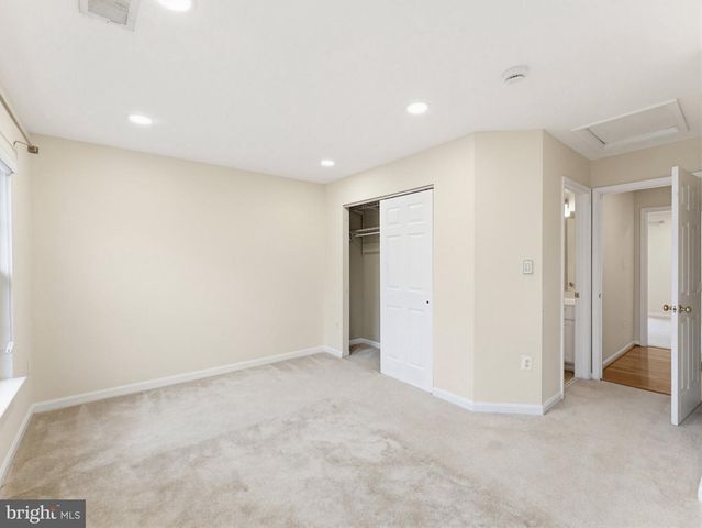 12212 DENSMORE CT, Woodbridge, VA 22192