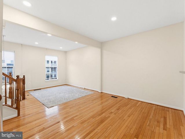 12212 DENSMORE CT, Woodbridge, VA 22192