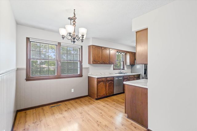 2308 IRIS DR, Columbia, MO 65202