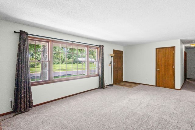 2308 IRIS DR, Columbia, MO 65202