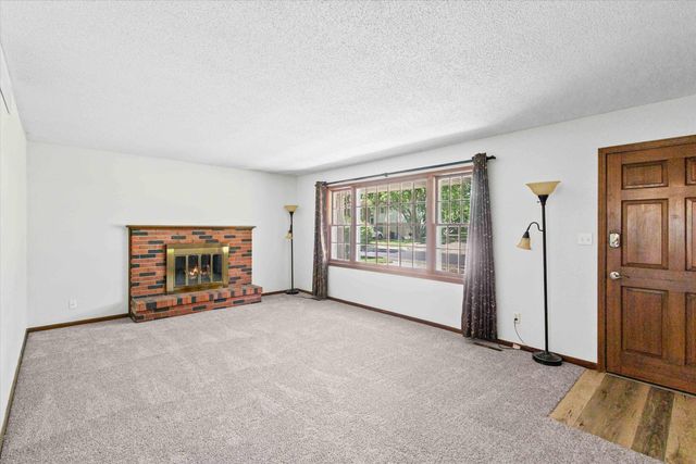 2308 IRIS DR, Columbia, MO 65202