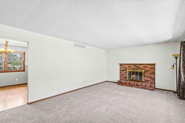 2308 IRIS DR, Columbia, MO 65202