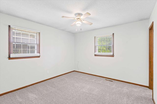 2308 IRIS DR, Columbia, MO 65202