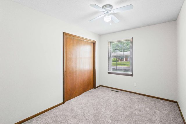 2308 IRIS DR, Columbia, MO 65202