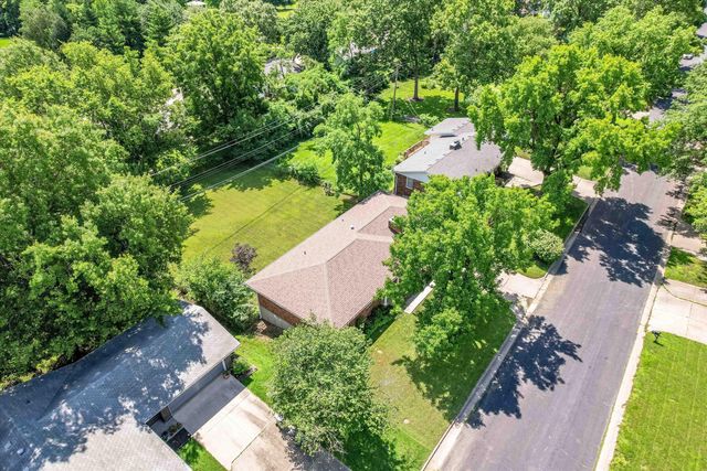 2308 IRIS DR, Columbia, MO 65202