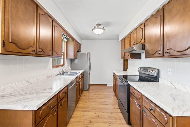 2308 IRIS DR, Columbia, MO 65202