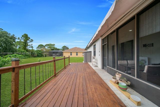 609 Clayton Avenue, Lehigh Acres, FL 33972