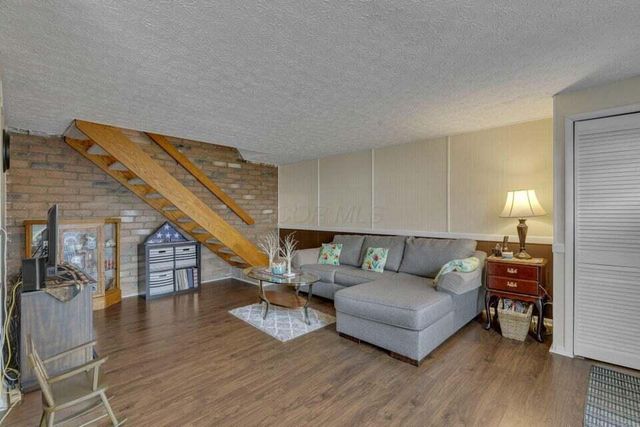 703 Cherry Hollow Road, B, Columbus, OH 43228