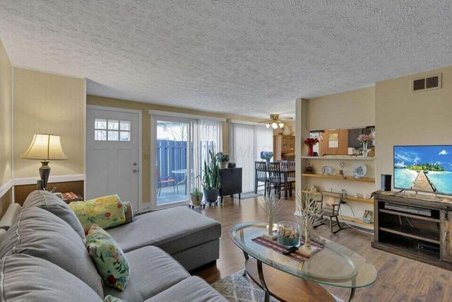 703 Cherry Hollow Road, B, Columbus, OH 43228