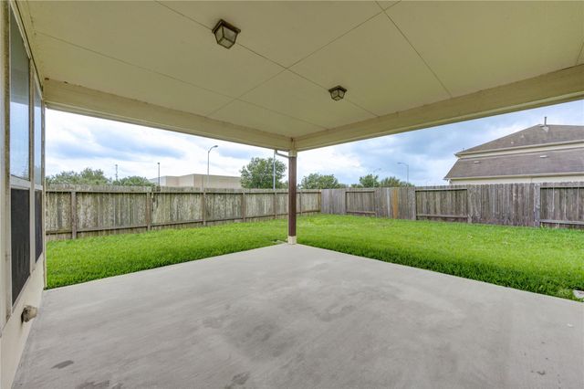 16 Rose Desert Court, Manvel, TX 77578