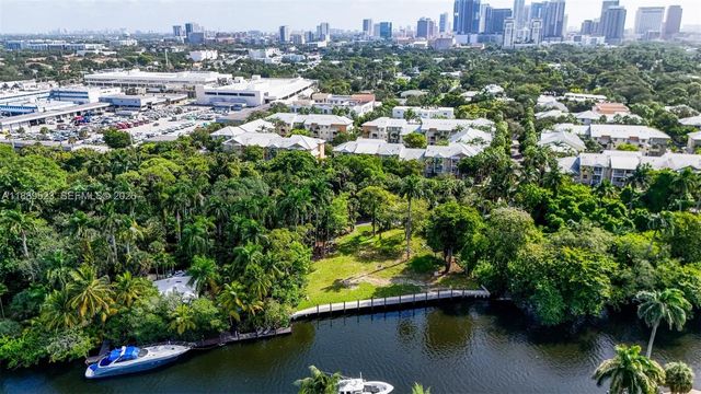 1332 SW 2nd Court, Fort Lauderdale, FL 33312