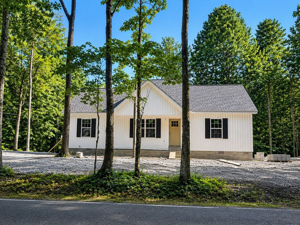 1129 Mount Herman Road, Shelbyville, TN 37160