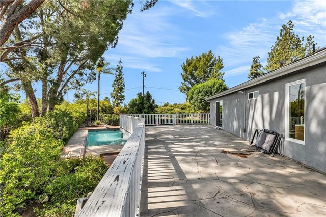 8404 Joan Lane, West Hills, CA 91304