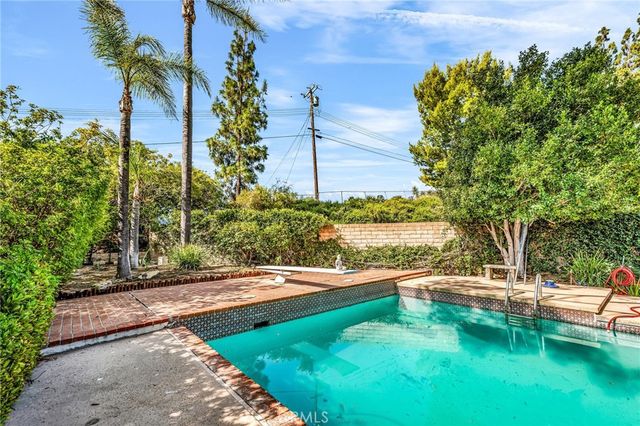 8404 Joan Lane, West Hills, CA 91304