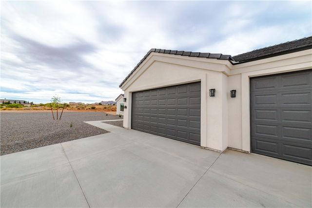 3252 Gold Canyon Court, Kingman, AZ 86401
