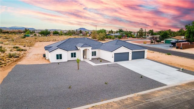 3252 Gold Canyon Court, Kingman, AZ 86401