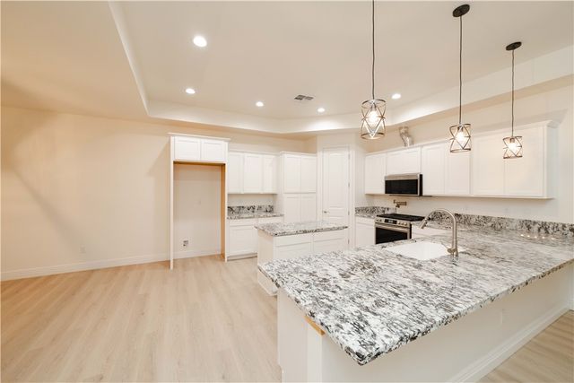 3252 Gold Canyon Court, Kingman, AZ 86401