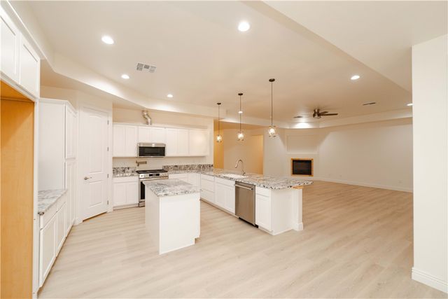 3252 Gold Canyon Court, Kingman, AZ 86401