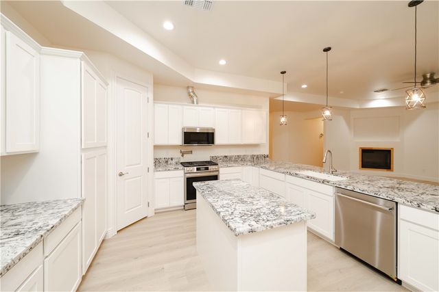 3252 Gold Canyon Court, Kingman, AZ 86401