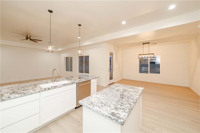 3252 Gold Canyon Court, Kingman, AZ 86401