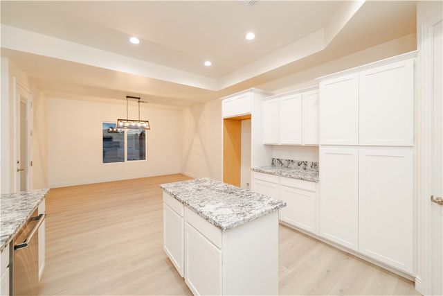 3252 Gold Canyon Court, Kingman, AZ 86401